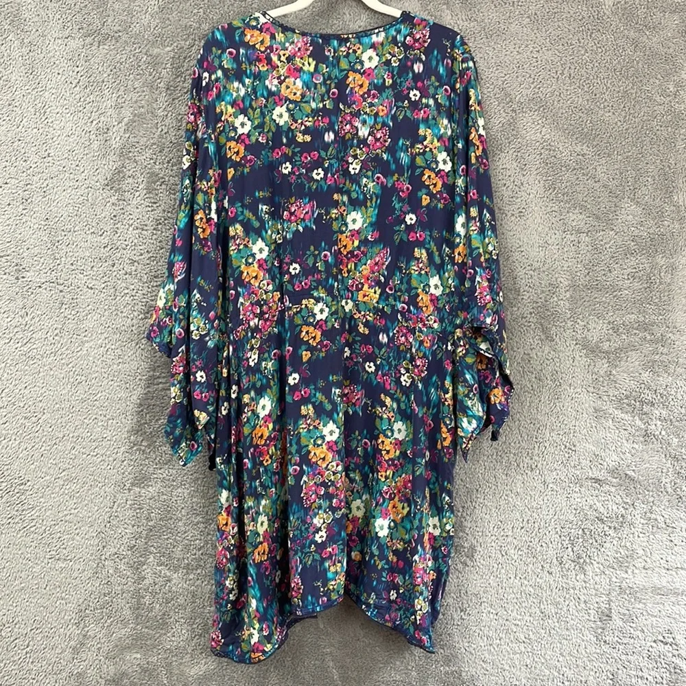 Floral V-Neck Dress - Picture 2 of 13